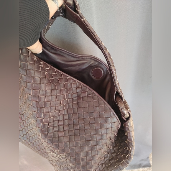 Bottega Veneta Sloan Bag - Picture 5 of 10